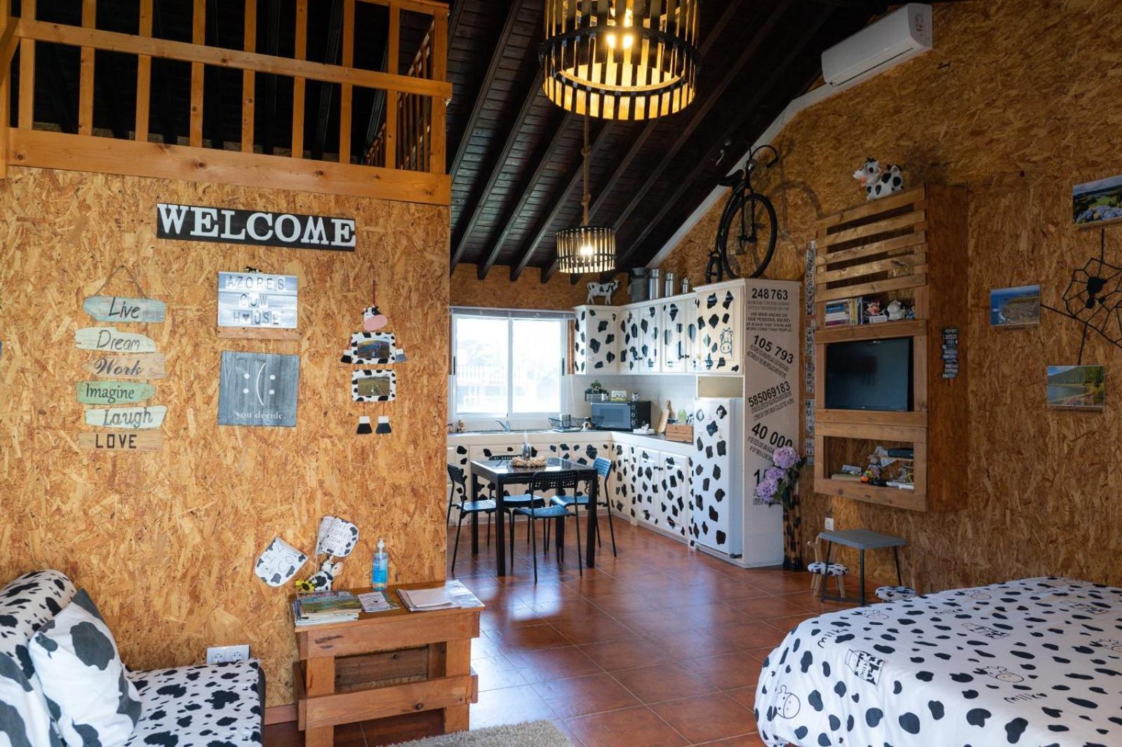 Azores Cow House Calhetas Luaran gambar