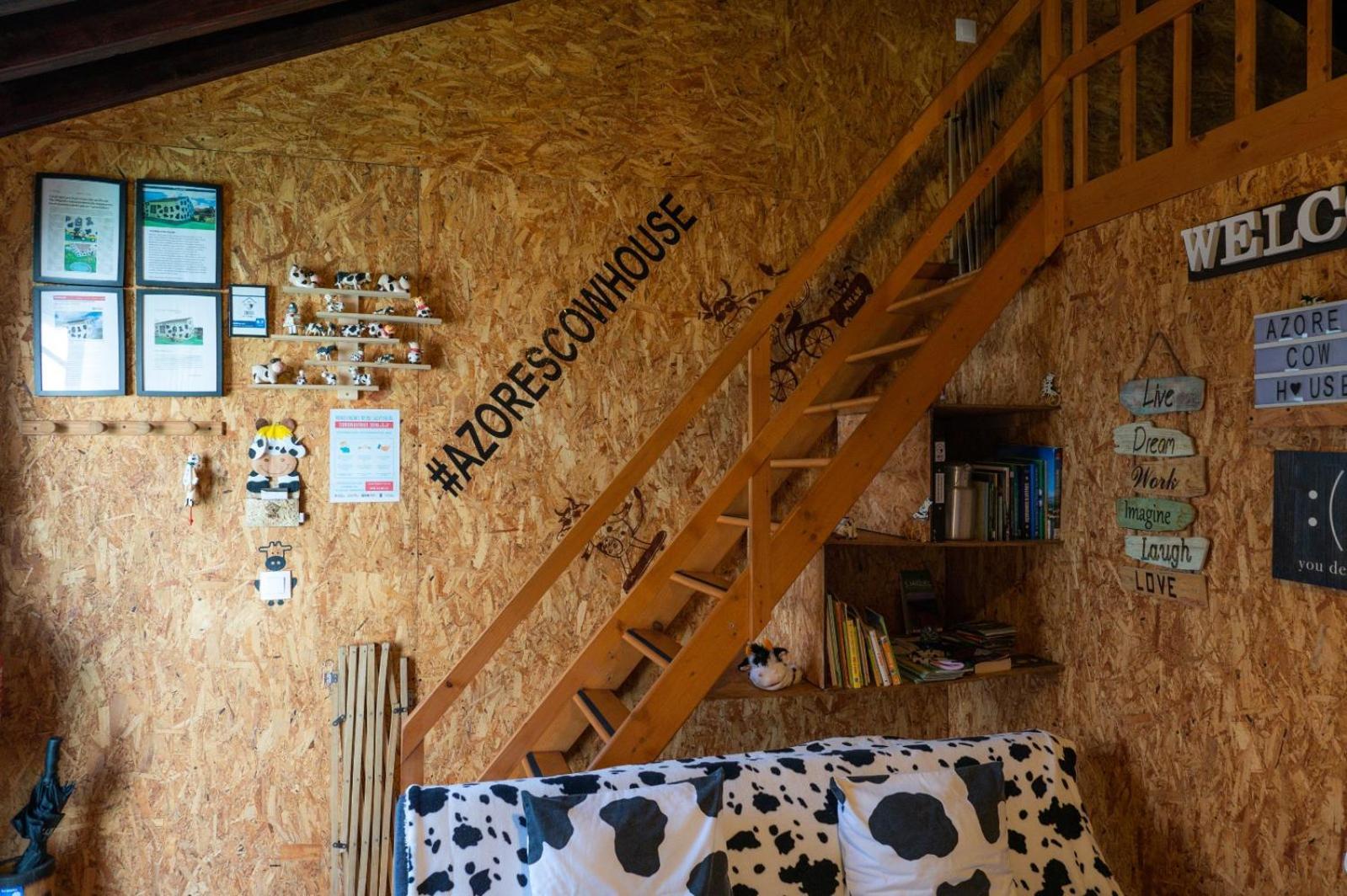 Azores Cow House Calhetas Luaran gambar