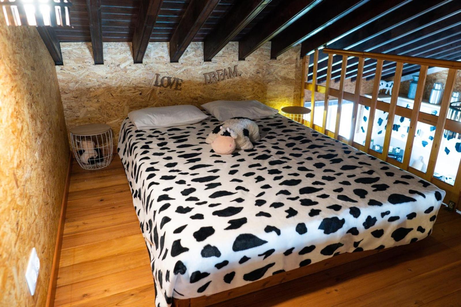 Azores Cow House Calhetas Luaran gambar